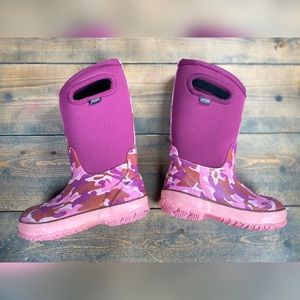 Girls Bogs Size 12. Winter Boots.